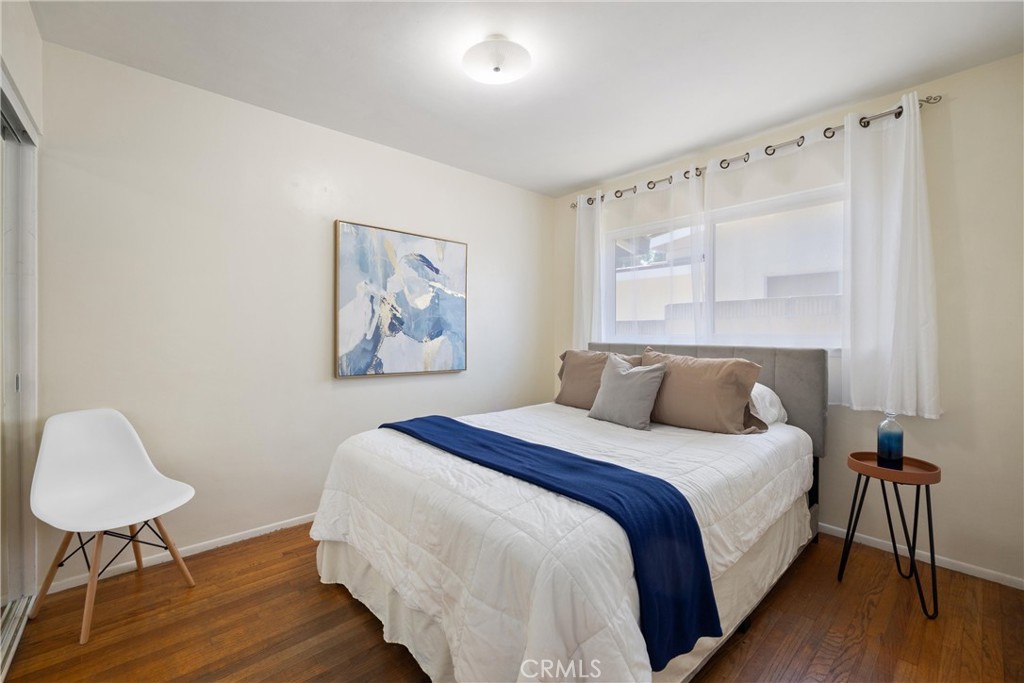 1106 N Wright Street