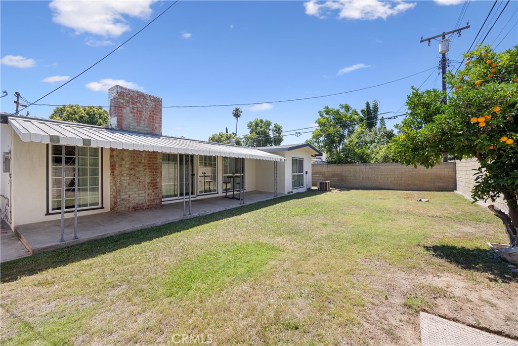 1106 N Wright Street