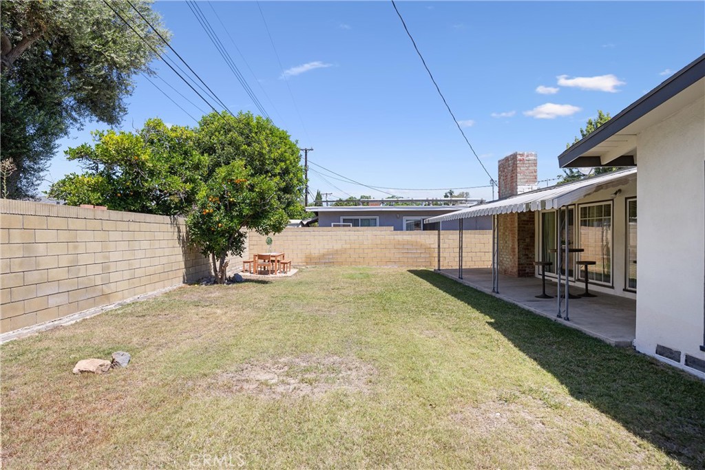 1106 N Wright Street