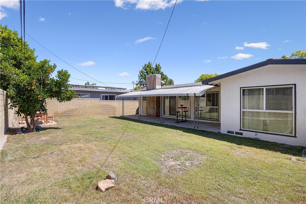 1106 N Wright Street