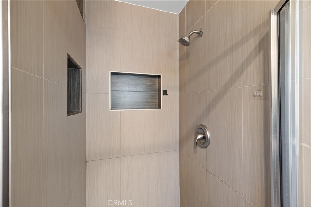 1106 N Wright Street