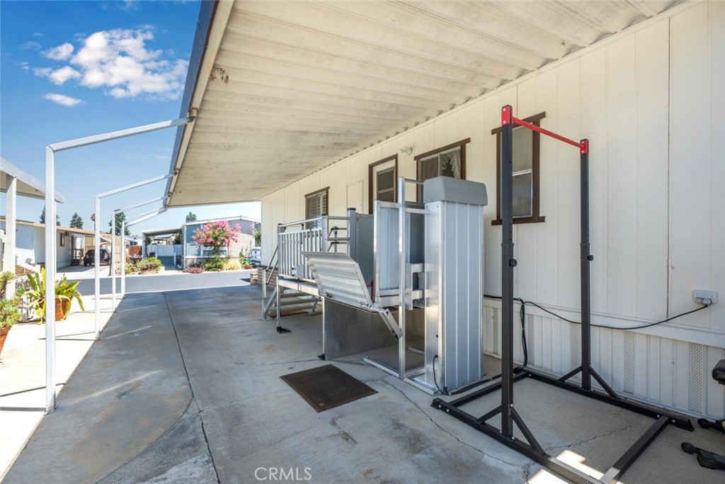 692 Adele Street N space 118