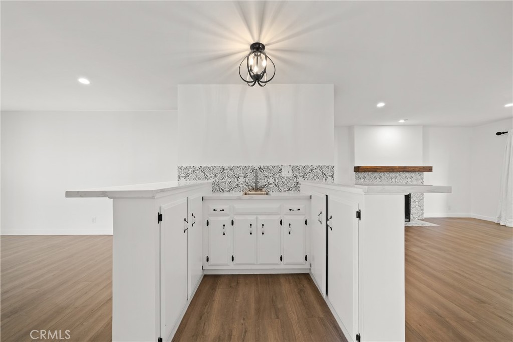 950 Palo Verde Avenue