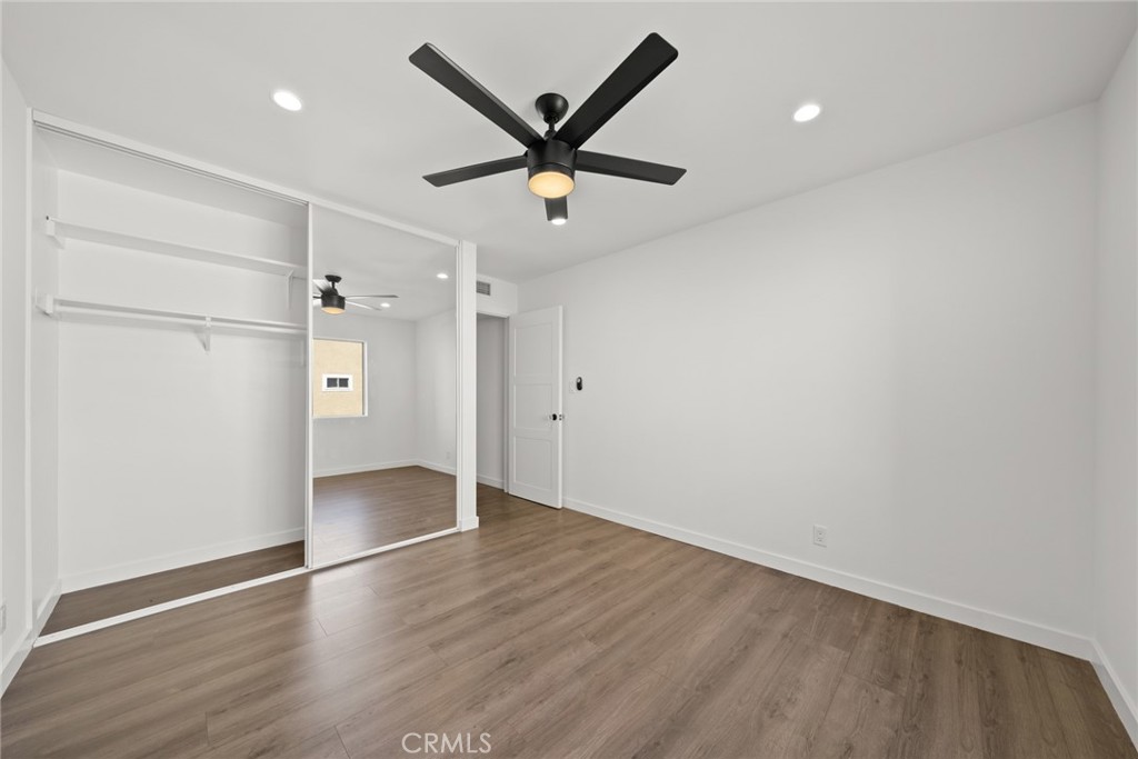 950 Palo Verde Avenue