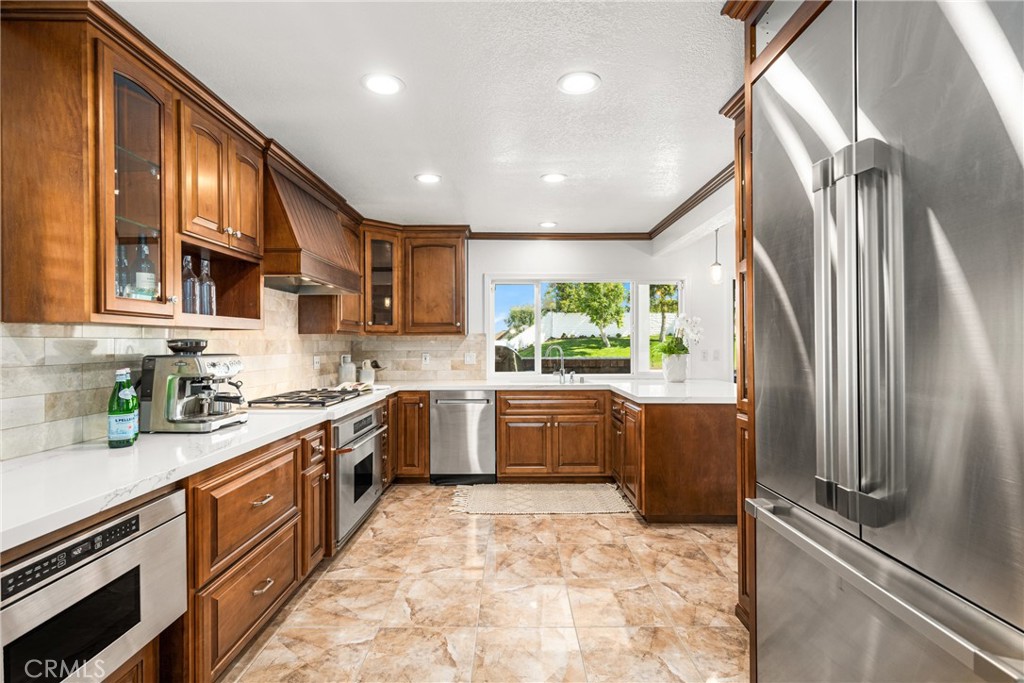 10672 Equestrian Drive