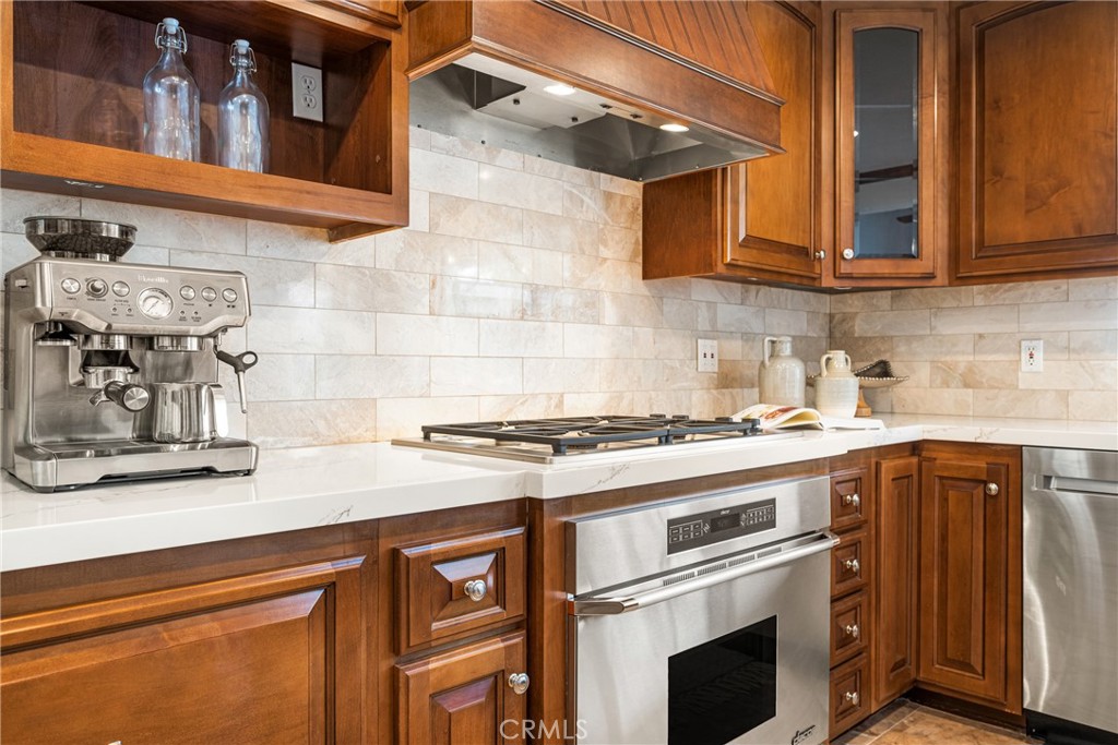 10672 Equestrian Drive