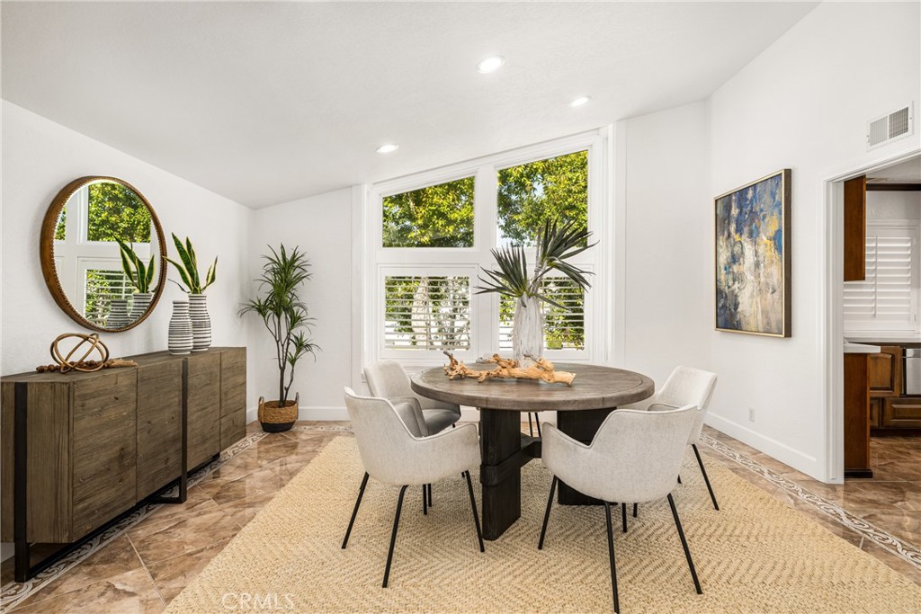 10672 Equestrian Drive