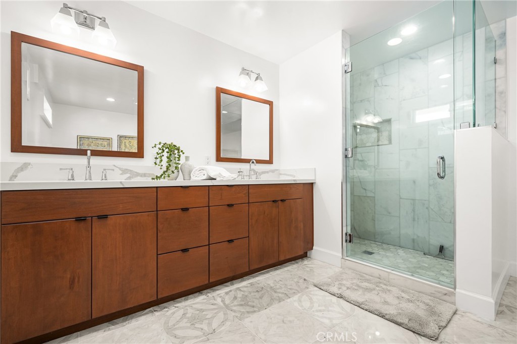 10672 Equestrian Drive