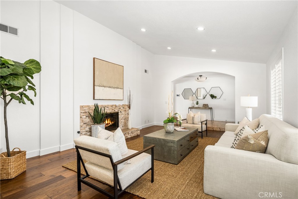 10672 Equestrian Drive