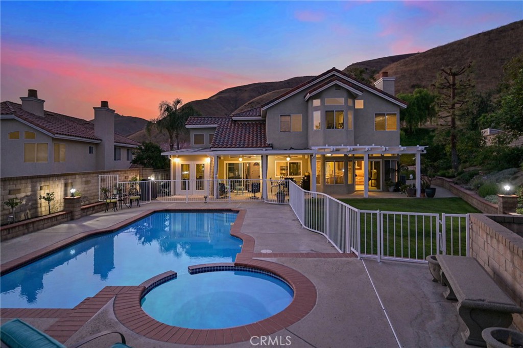 28650 EARLY STAR Way