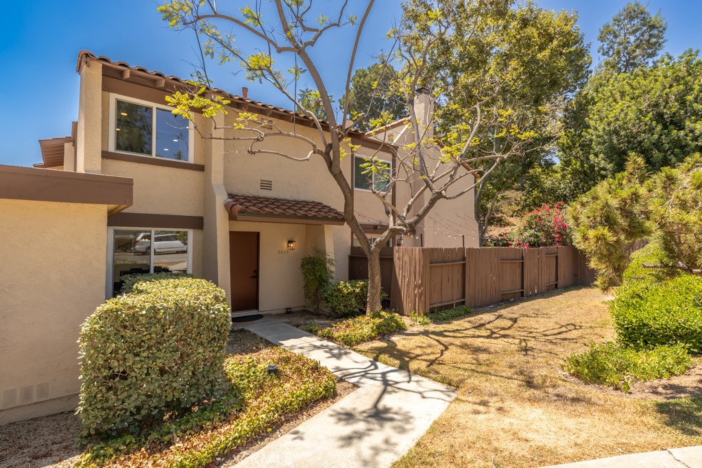 5620 E Avenida Bernardo N