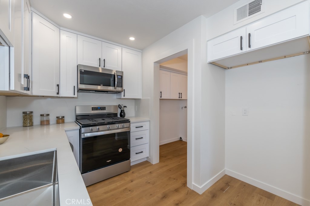 5620 E Avenida Bernardo N