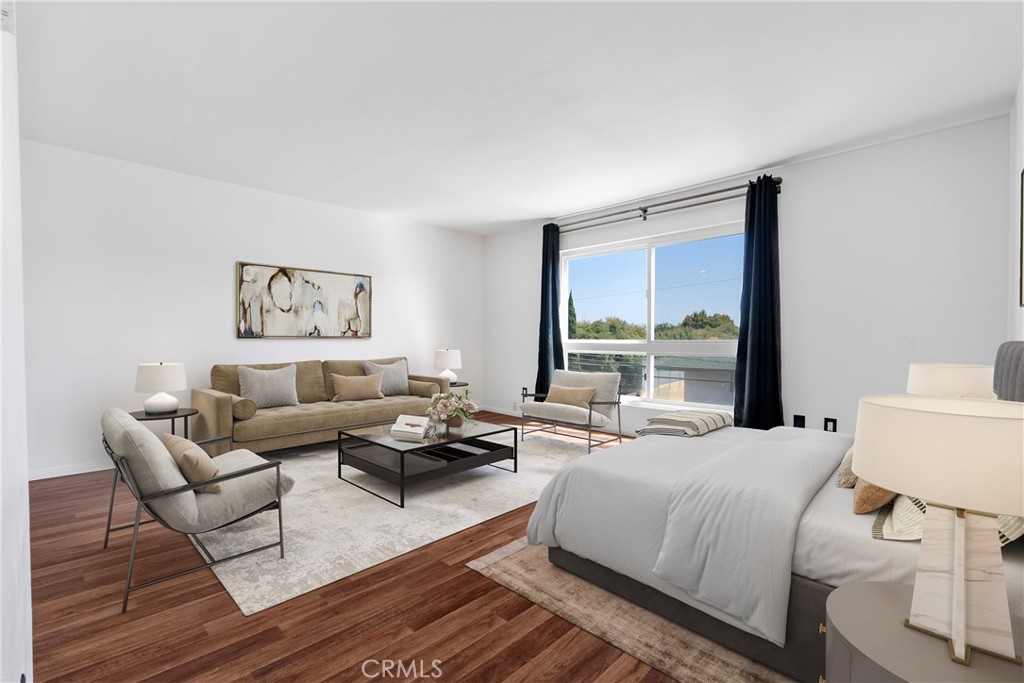 5585 East Pacific Coast Highway 327