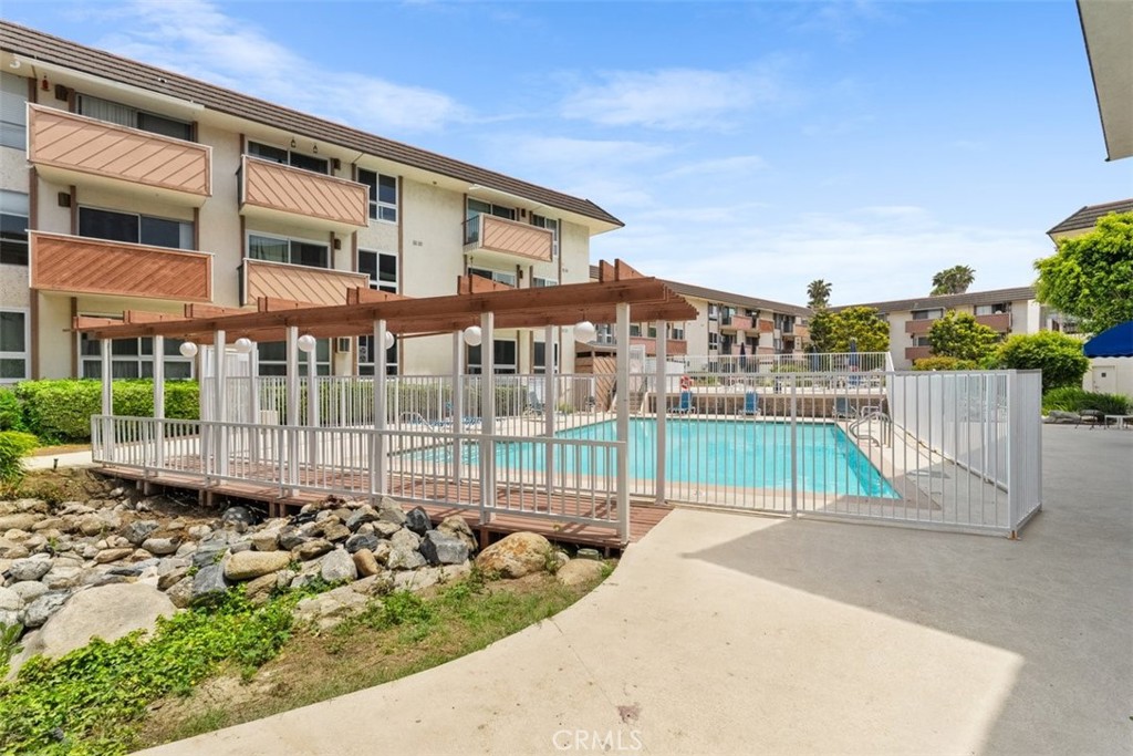 5585 East Pacific Coast Highway 327