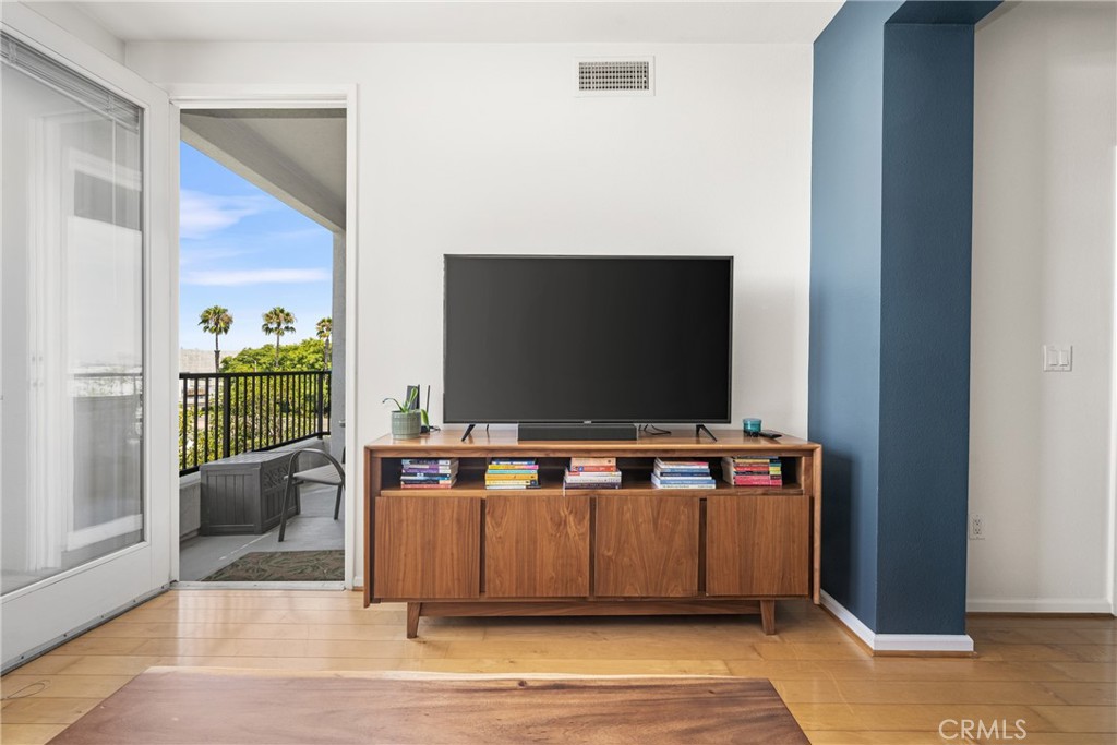 1801 E. Katella Ave #4121