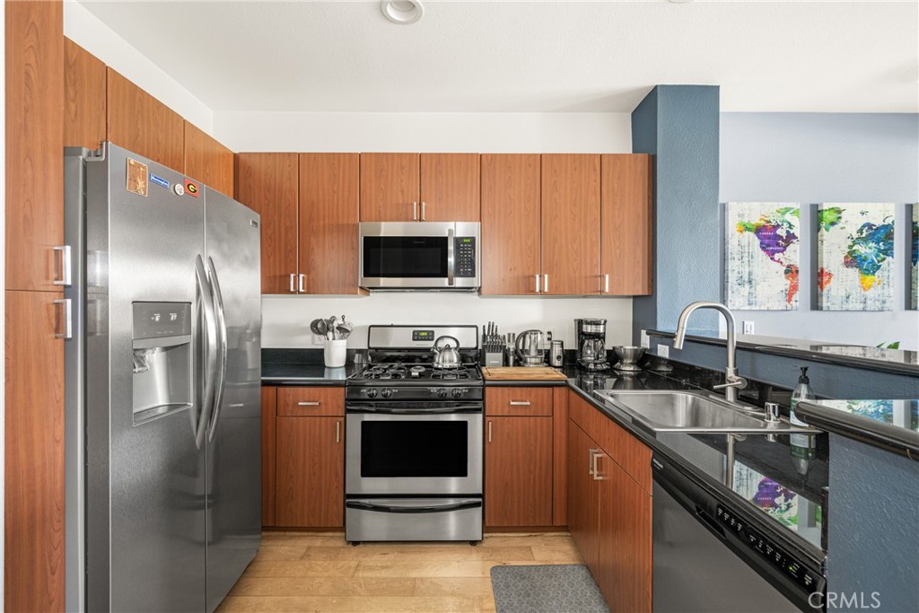 1801 E. Katella Ave #4121