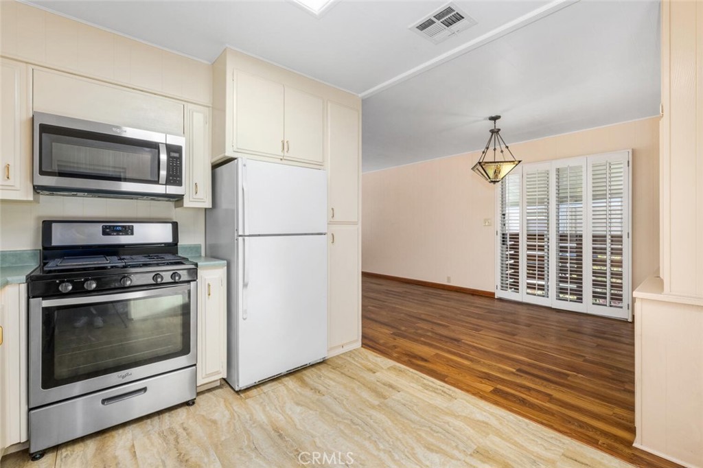 6259 CRYSTAL COVE Drive 179