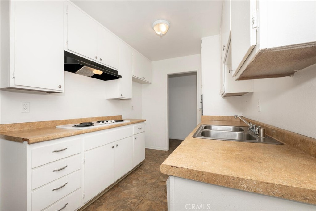 12200 Montecito Road F202