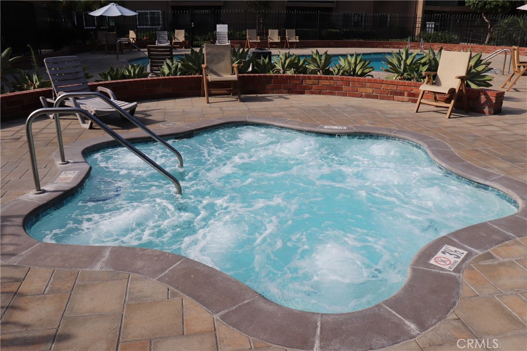 12200 Montecito Road F202