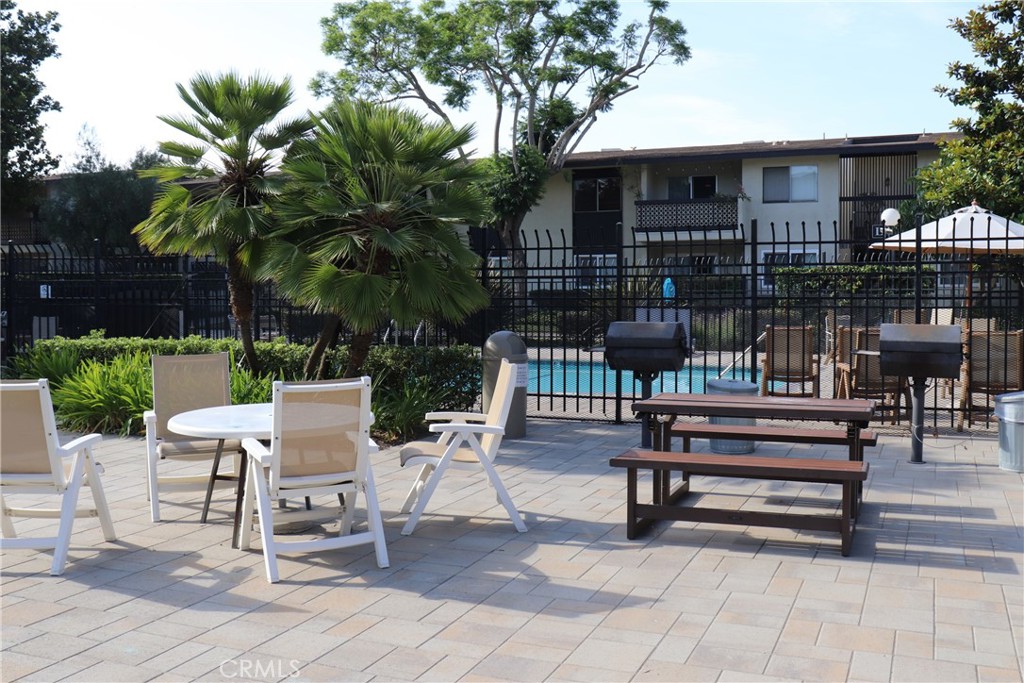 12200 Montecito Road F202