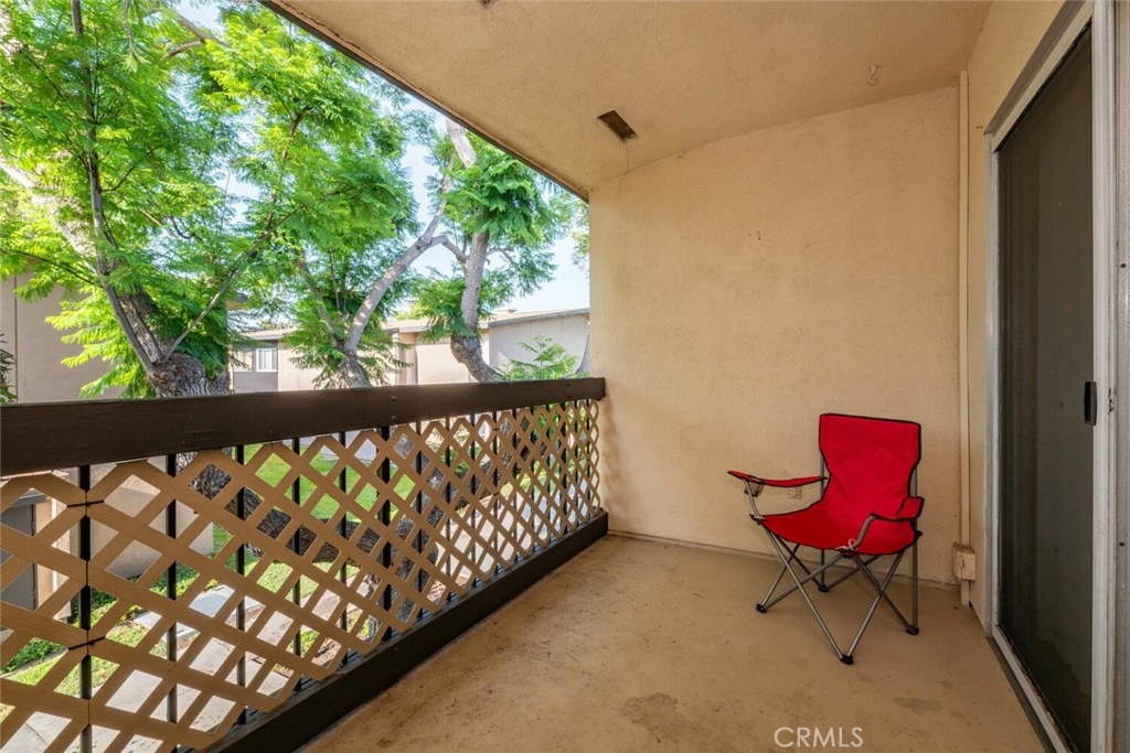 12200 Montecito Road F202