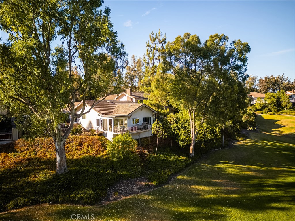 7740 E Lakeview Trail