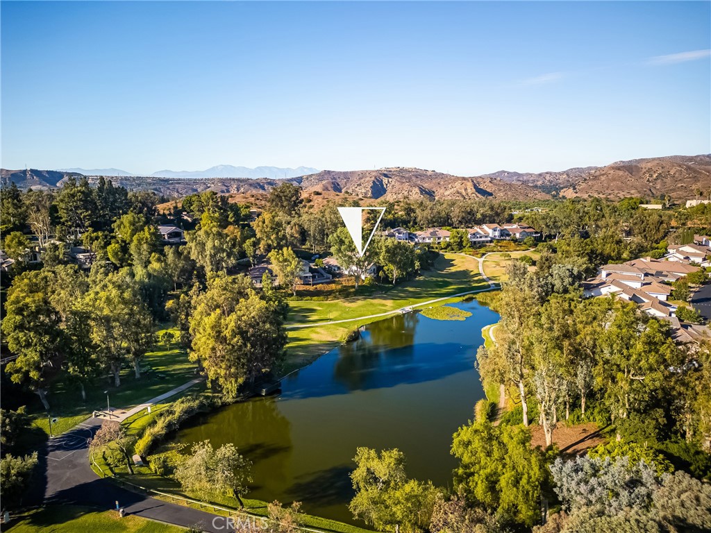 7740 E Lakeview Trail