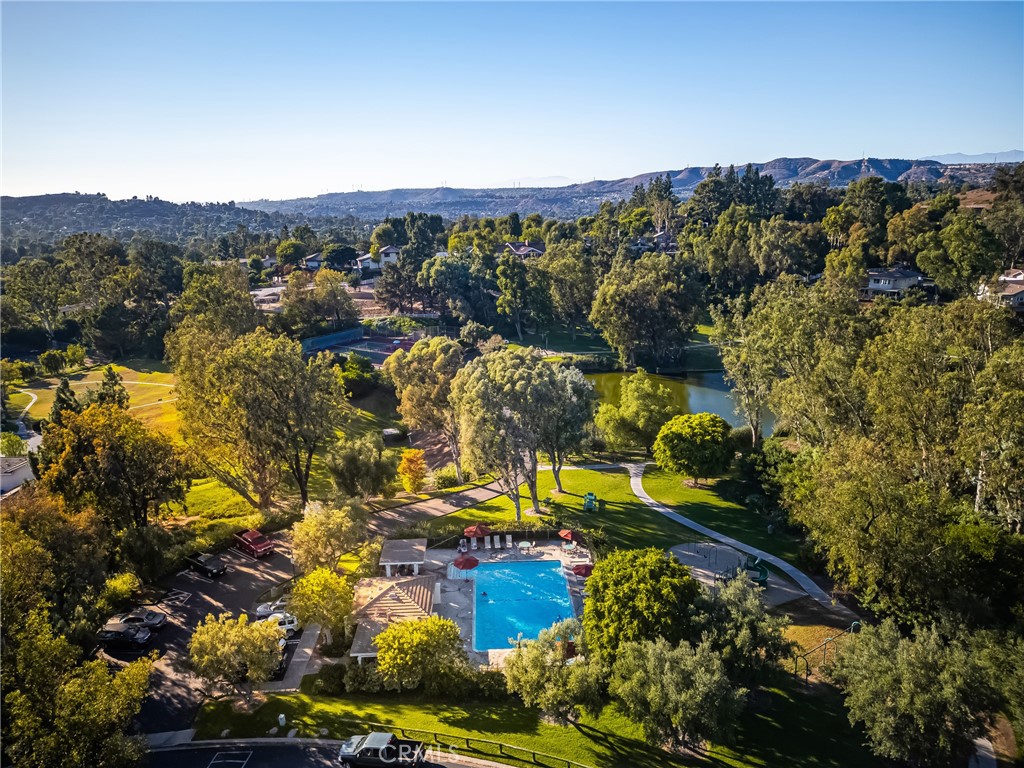 7740 E Lakeview Trail