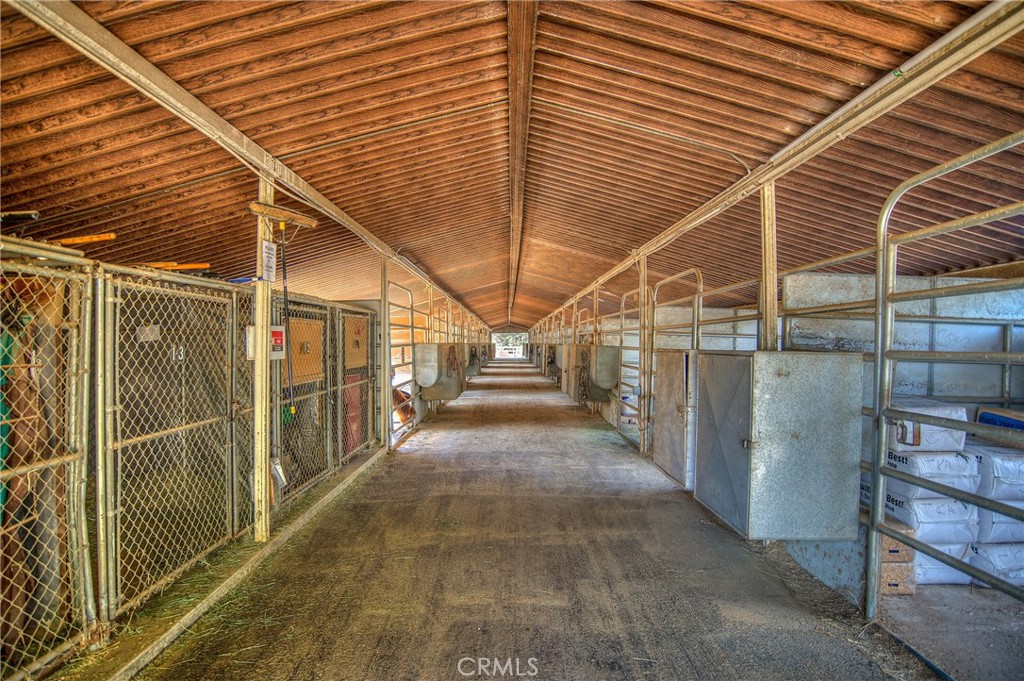 7740 E Lakeview Trail