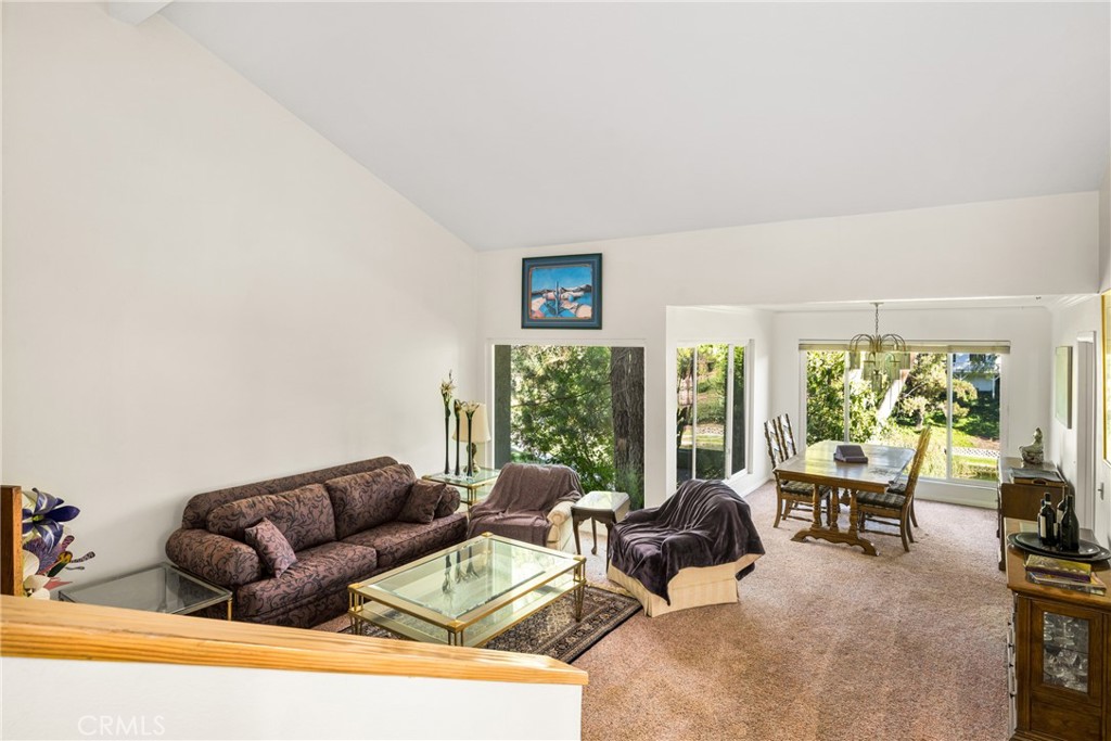 7740 E Lakeview Trail