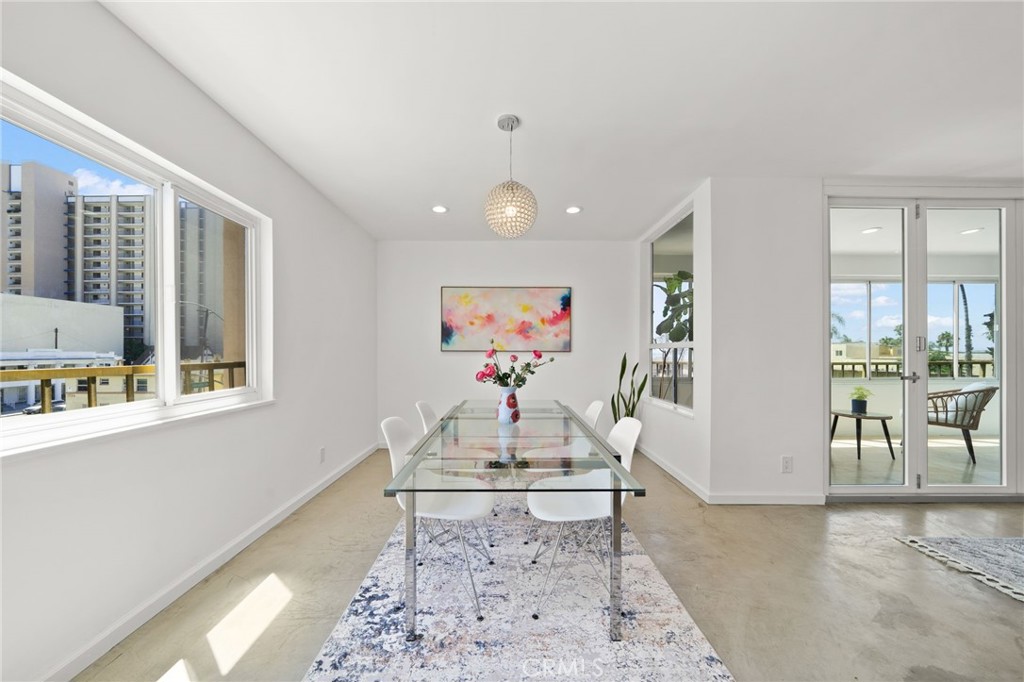 1635 East Ocean Boulevard 3A