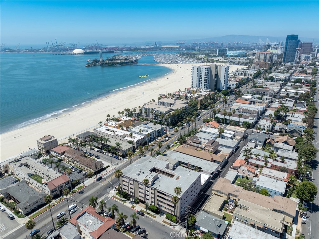 1635 East Ocean Boulevard 3A