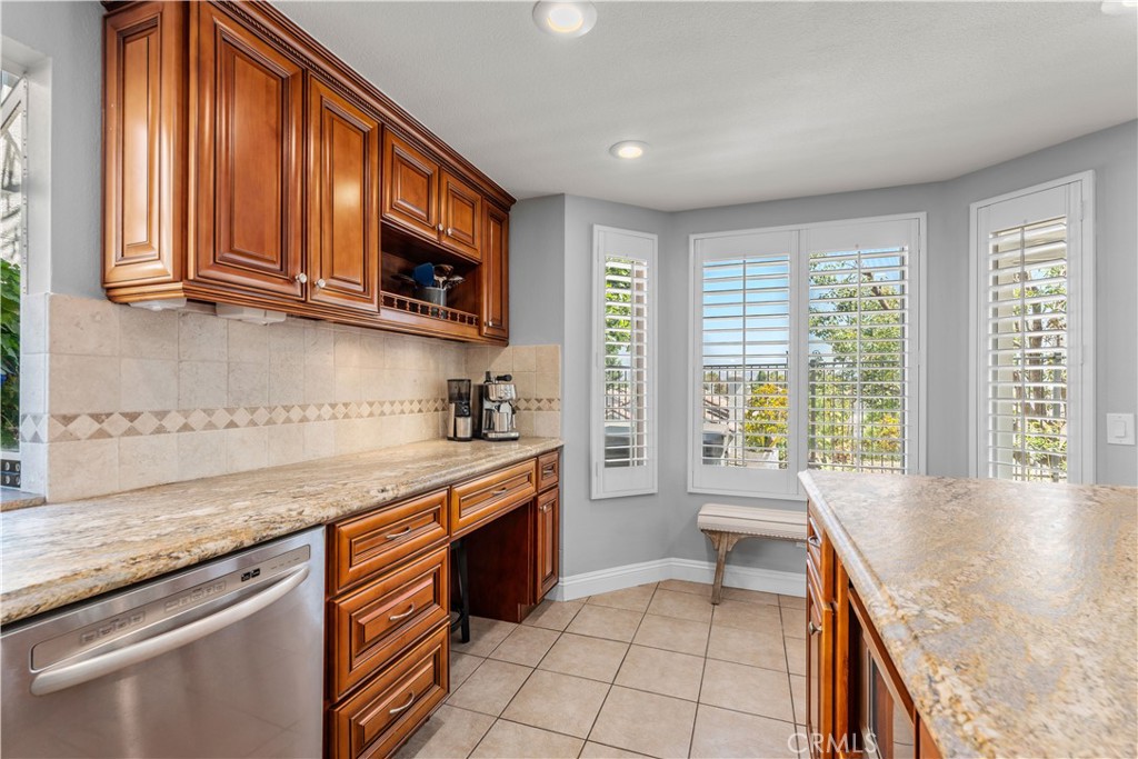 7831 E Margaret Court