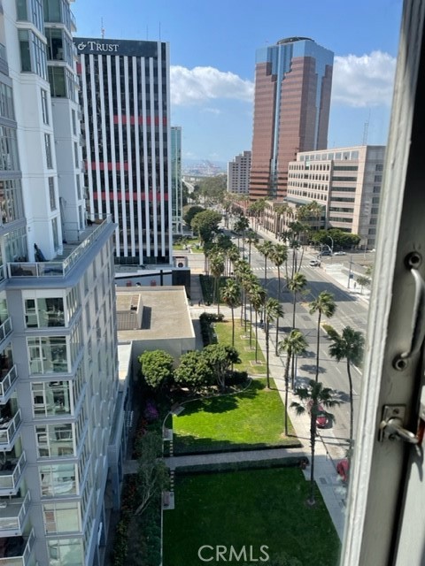 360 W Ocean Boulevard 1102