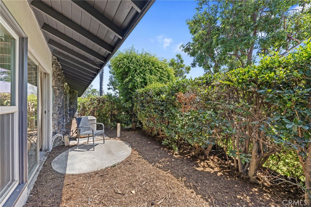 1901 E 19th Street 1