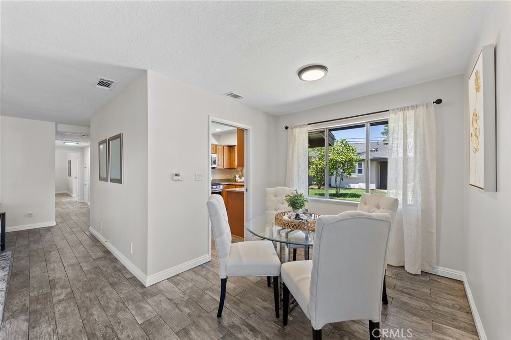 1901 E 19th Street 1