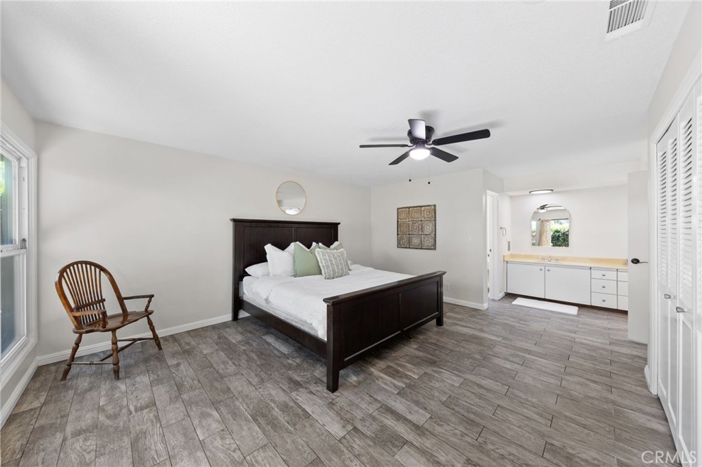 1901 E 19th Street 1