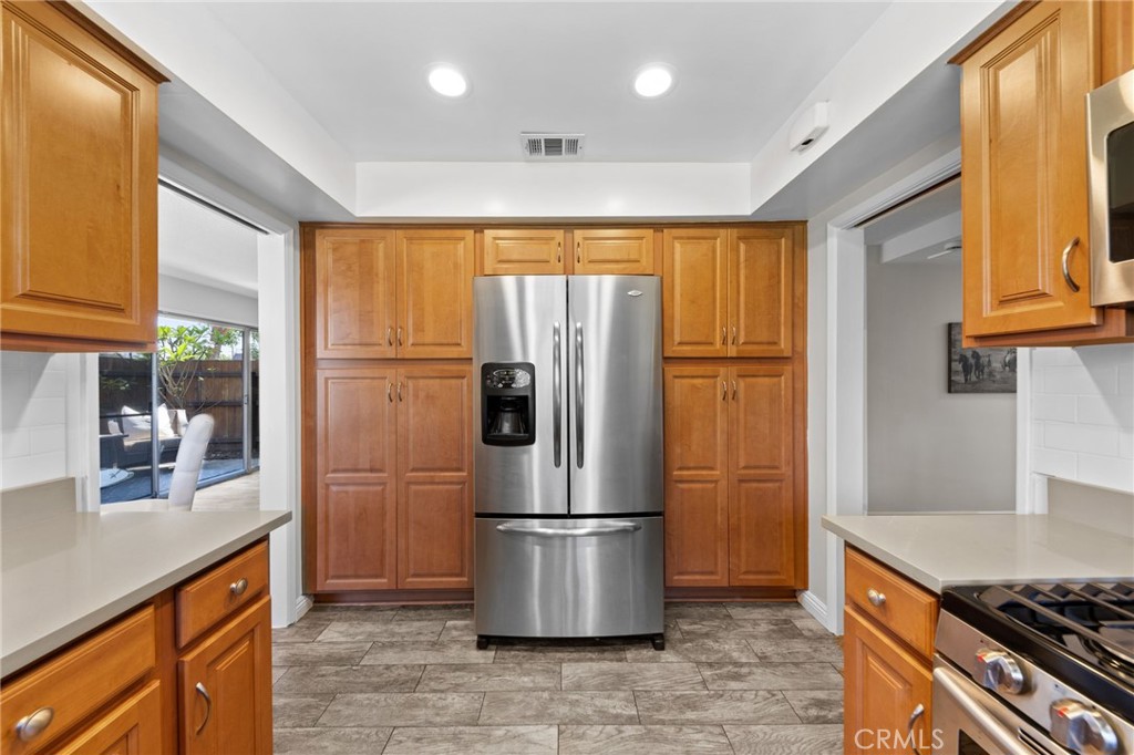 1901 E 19th Street 1