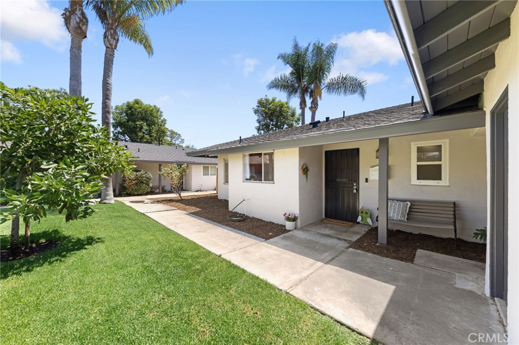 1901 E 19th Street 1