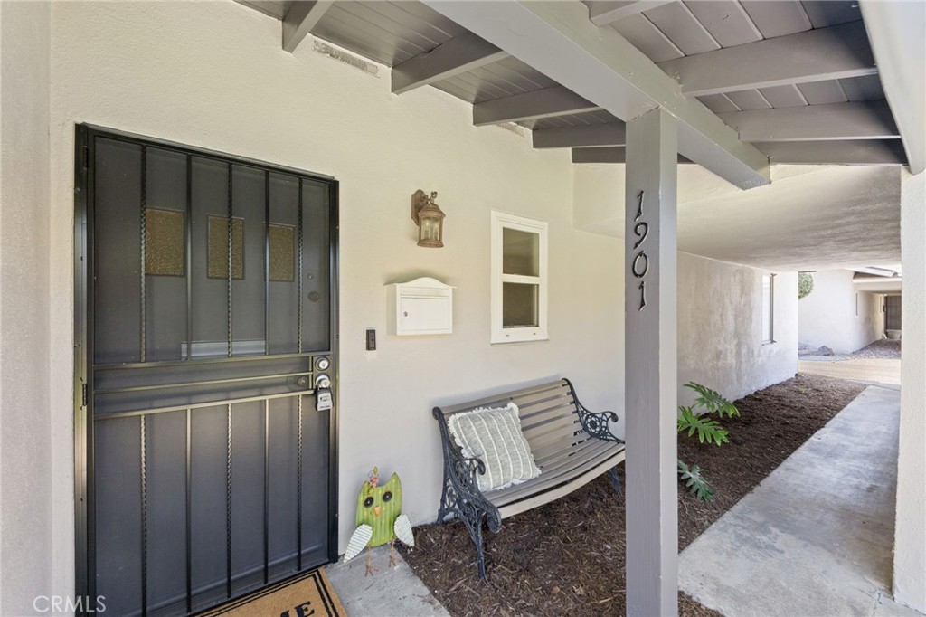 1901 E 19th Street 1