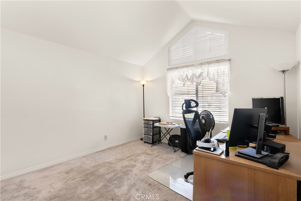 28040 Blackberry Way