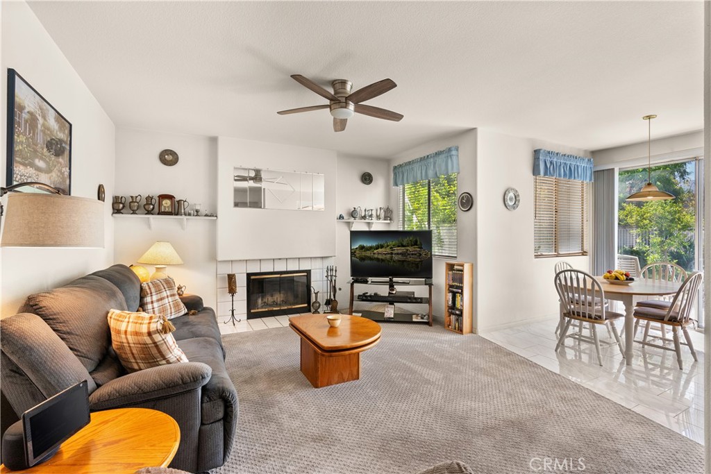 28040 Blackberry Way