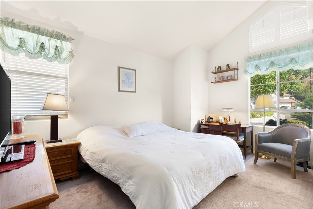 28040 Blackberry Way