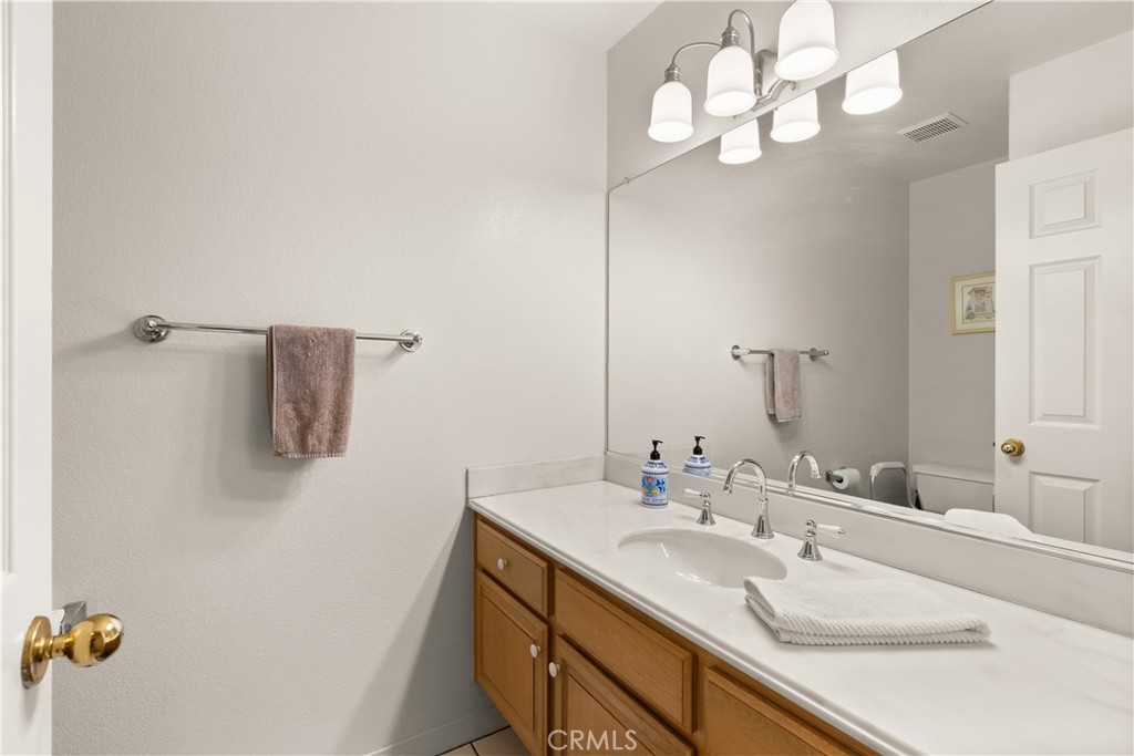 28040 Blackberry Way