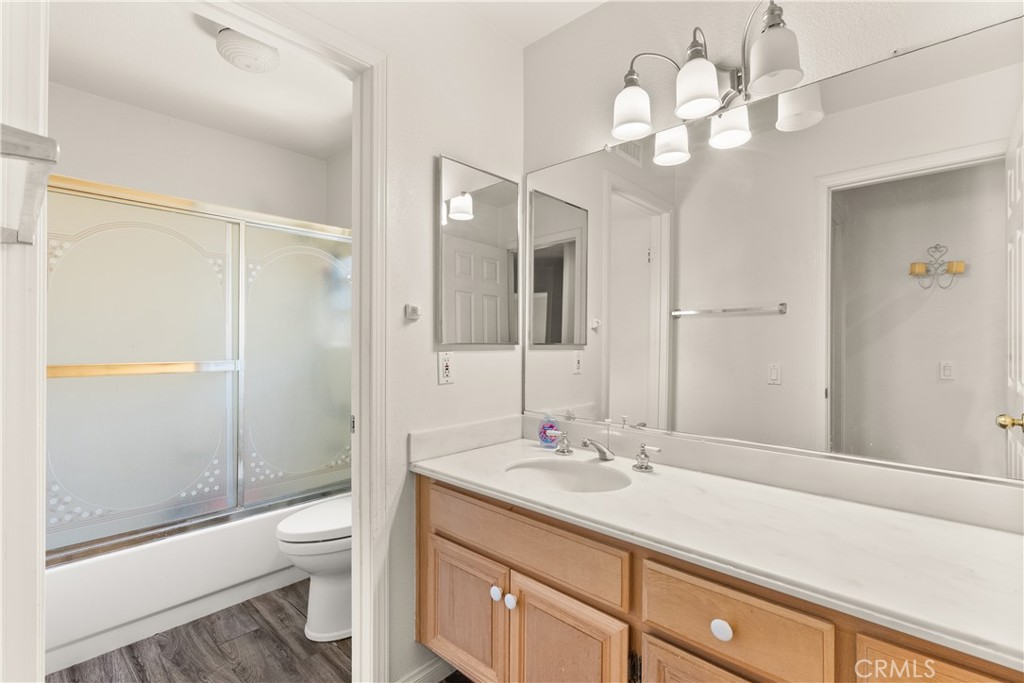 28040 Blackberry Way