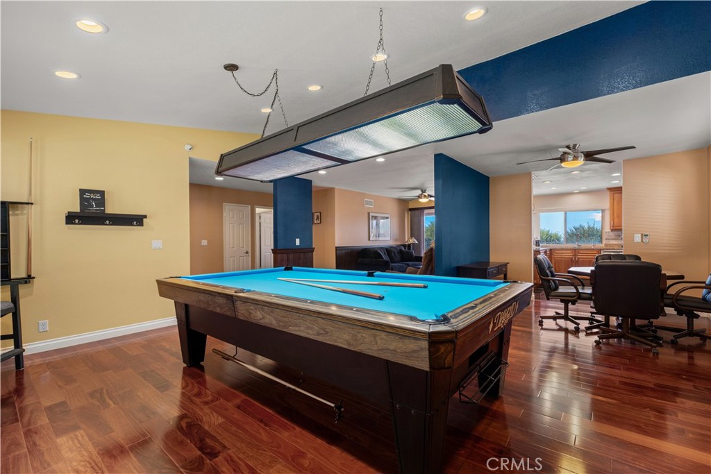 2034 E Orangeview Lane