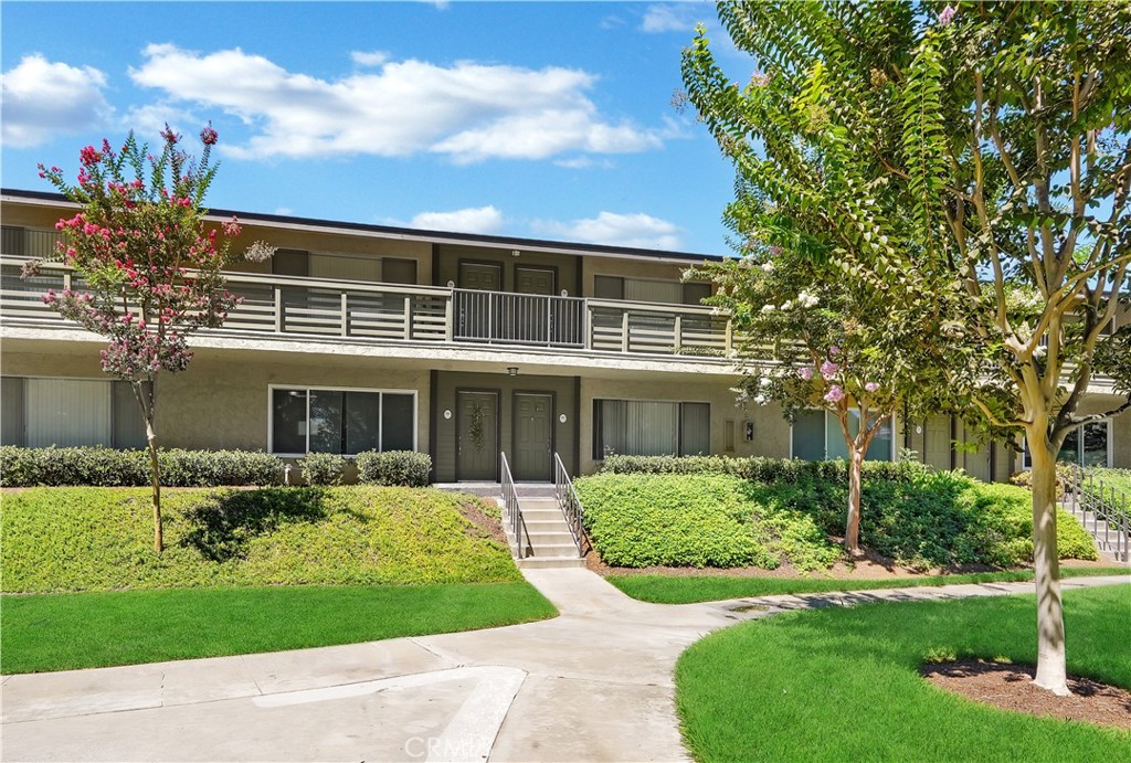 1490 W Lambert Road 315