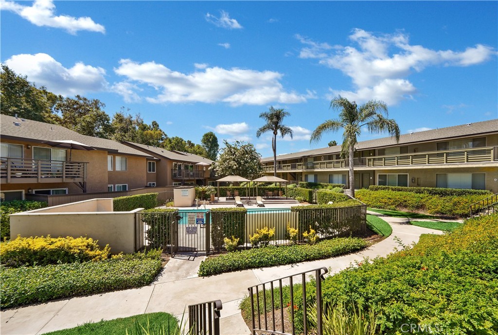 1490 W Lambert Road 315