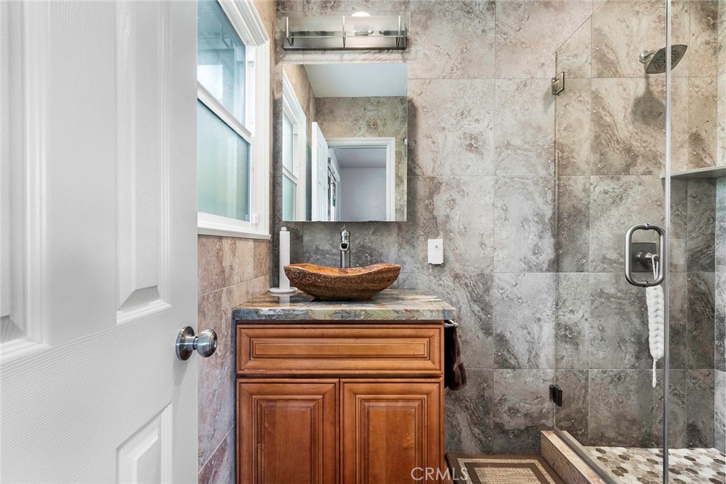 111 W Barclay Street