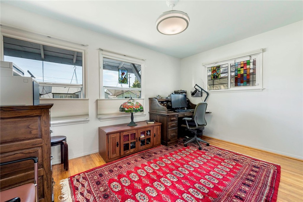 111 W Barclay Street